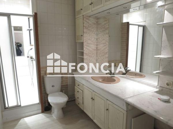 Location Studio 28.5 m² - CHENOVE IV Chenove 21300