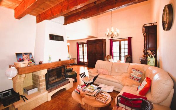 Maison à vendre    4 pièces •  Uzès