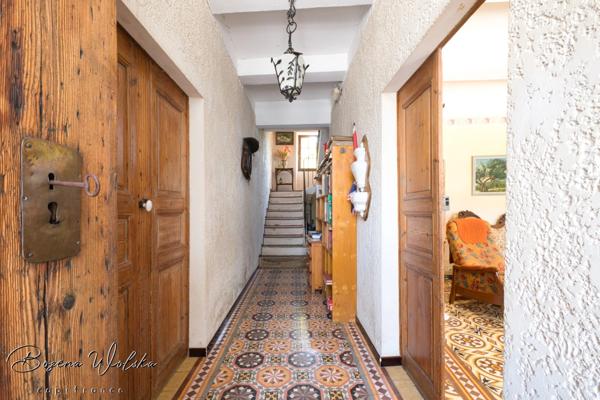 Bastide Ancien Moulin à SALON DE PROVENCE (13) 400 m² et plus de 4000m² de terrain