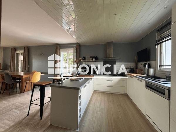 À vendre Maison 7 pièces 142 m² - Caen 14000