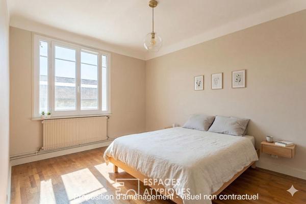 Appartement de caractère avec parquet massif et beau potentiel – Villeurbanne centre
