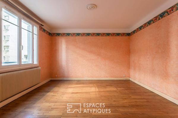 Appartement de caractère avec parquet massif et beau potentiel – Villeurbanne centre