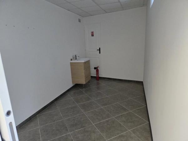 Location Local commercial 3 pièces 51 m2 à Le Lavandou