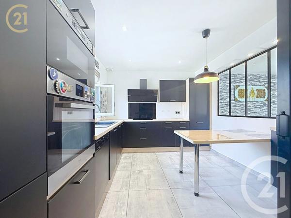Maison à vendre  4 pièces - 107,84 m 2   BONDY  - 93