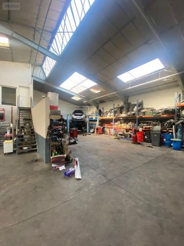 Garage - Parking à vendre à Mâcon en Saône-et-Loire (71000), ref : MU58