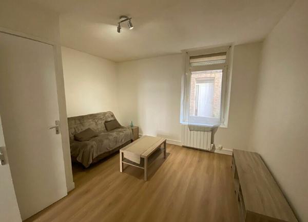 Appartement à louer    1 pièce •    Reims
