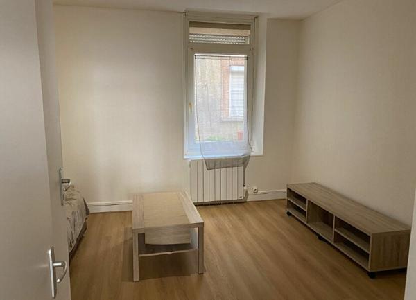 Appartement à louer    1 pièce •    Reims