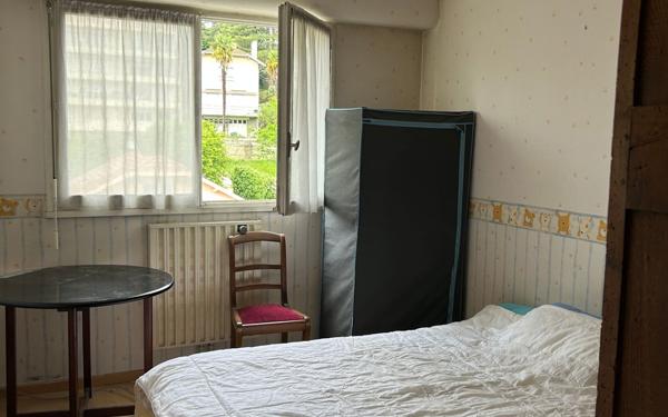 Appartement à vendre    4 pièces • 76,49 m2 Pau