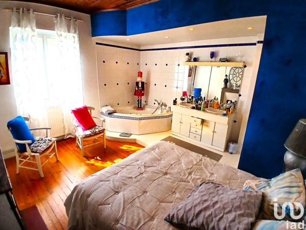 Maison à vendre 6 pièces 240 m² Moissac