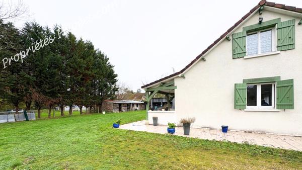Maison Monthou Sur Bievre 10 pièce(s) 135 m2
