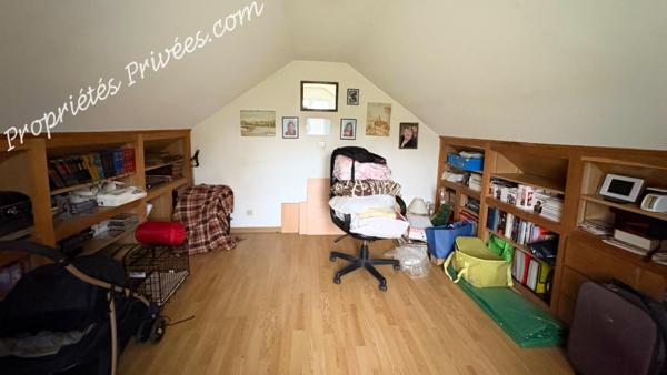 Maison Monthou Sur Bievre 10 pièce(s) 135 m2