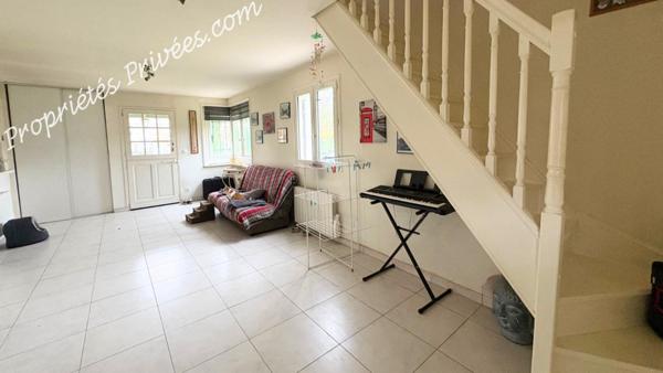 Maison Monthou Sur Bievre 10 pièce(s) 135 m2