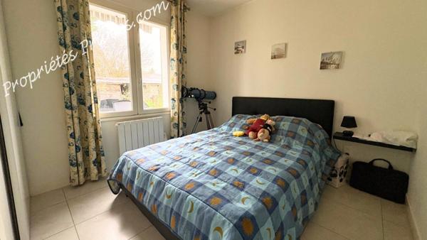 Maison Monthou Sur Bievre 10 pièce(s) 135 m2