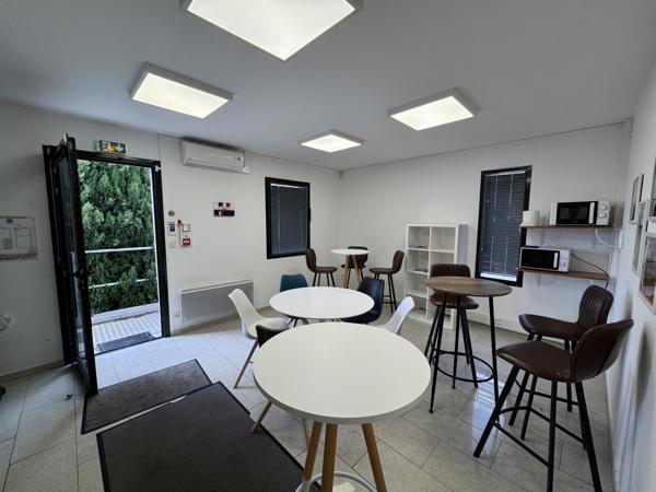 Bureaux 59 m²