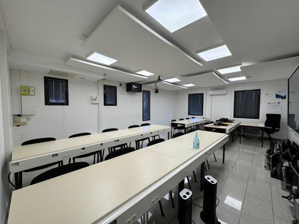 Bureaux 59 m²