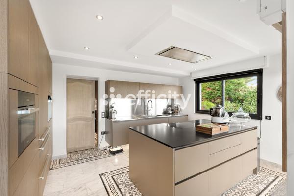 Maison 11 pièces - 402 m² Bien prestige