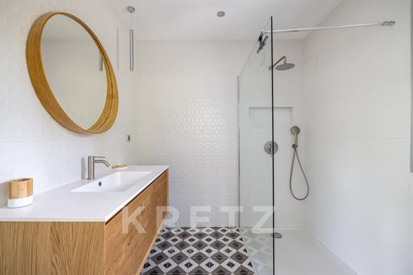 ECULLY – Villa contemporaine au cœur d'un parc privé