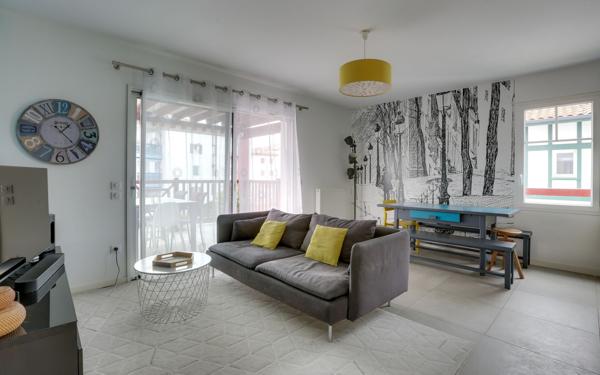 Appartement à vendre    5 pièces • 118,76 m2 Ciboure