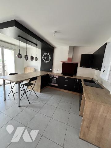 ✨ Appartement moderne avec terrasse & balcon – cadre verdoyant à L’Isle-d’Abeau ✨