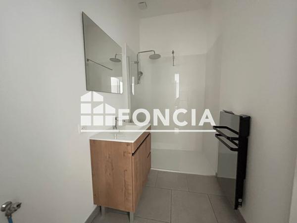 Location Appartement 3 pièces 61.92 m² - 13 AVENUE ABEL SANNETTE Cavaillon 84300