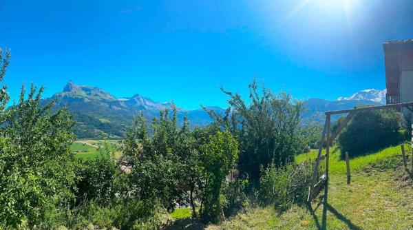 DOMANCY coteau Chalet T5 170 m² 875000€