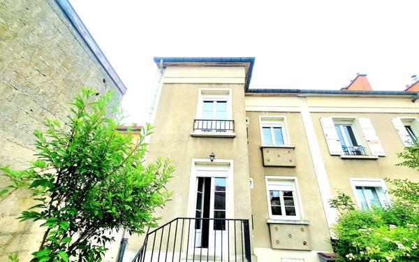 Maison à vendre    6 pièces • 139,09 m2 Vitry-le-François