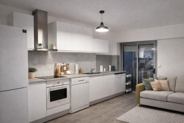 Le Cannet Beau studio de 31.90 m2 Rénové Coin nuit Parking