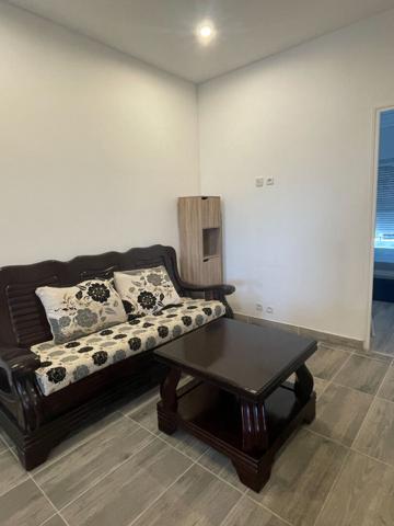 Appartement Dugny 3 pièce(s) 39.63 m2