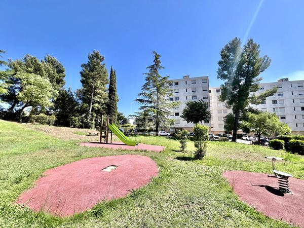 Appartement 4 pièces 84 m²