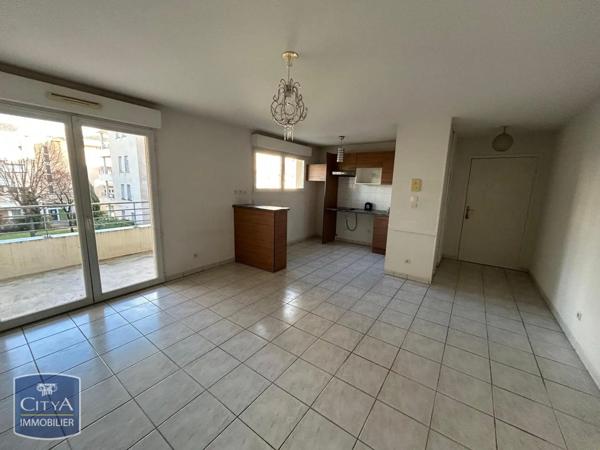 Appartement à louer 3 pièces 61.54m²