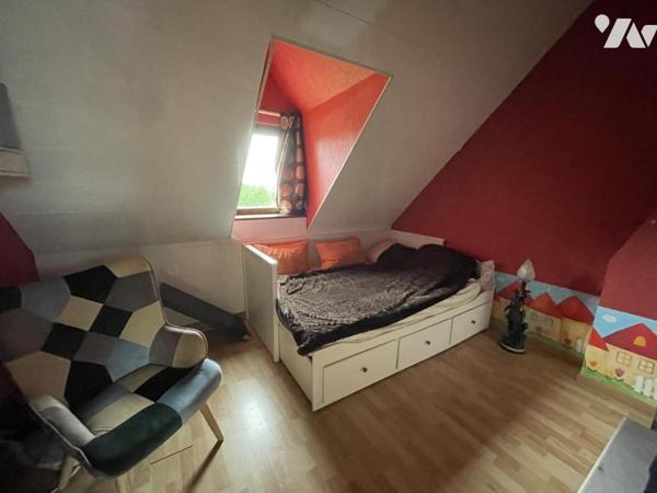 LA FERTE MACE, maison 5 ch avec garage et terrain + appartement T2 de 64 m² indépendant