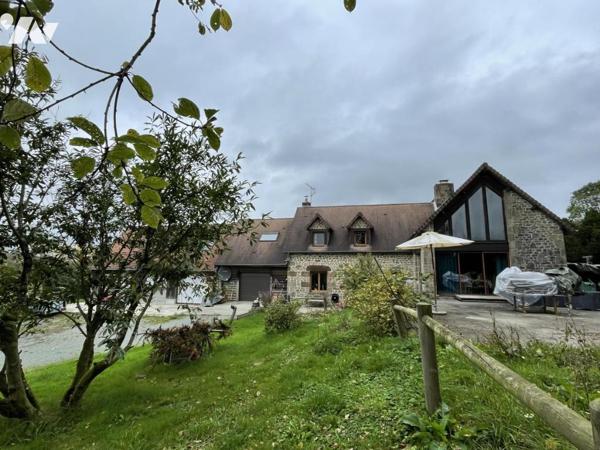 LA FERTE MACE, maison 5 ch avec garage et terrain + appartement T2 de 64 m² indépendant