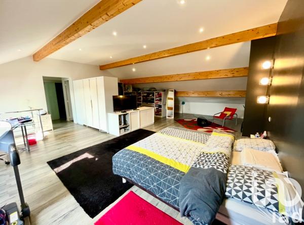 Maison à vendre 7 pièces 211 m² Villecresnes