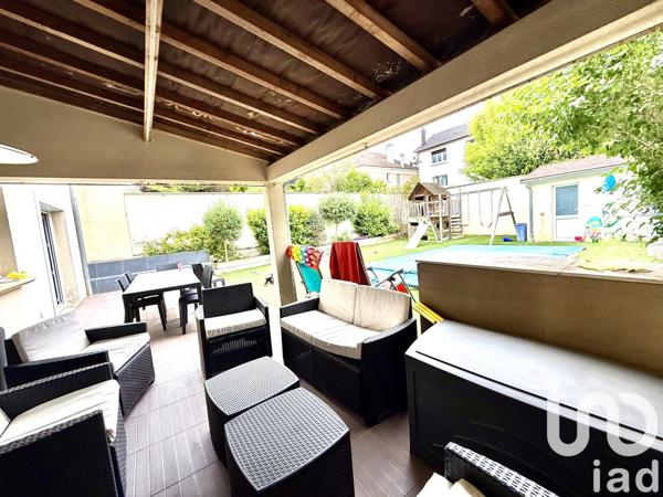 Maison à vendre 7 pièces 211 m² Villecresnes