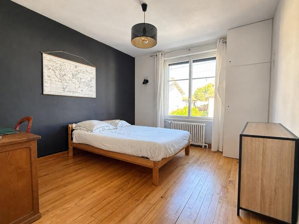 LA ROCHELLE Quartier Lafond – Maison familiale de 136 m², 4 chambres, garage, piscine et jardin paysager