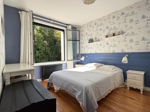 LA ROCHELLE Quartier Lafond – Maison familiale de 136 m², 4 chambres, garage, piscine et jardin paysager