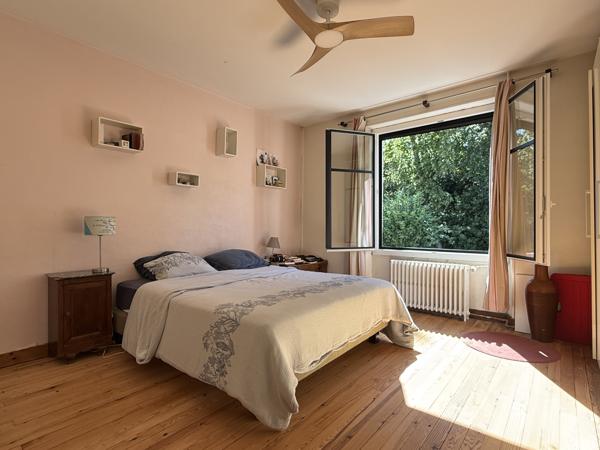 LA ROCHELLE Quartier Lafond – Maison familiale de 136 m², 4 chambres, garage, piscine et jardin paysager