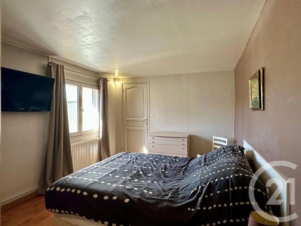 Maison à vendre  9 pièces - 200,83 m 2   COULOMMIERS  - 77