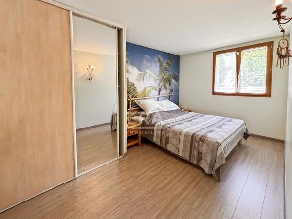 Maison 10 pièces Seine port 176m2