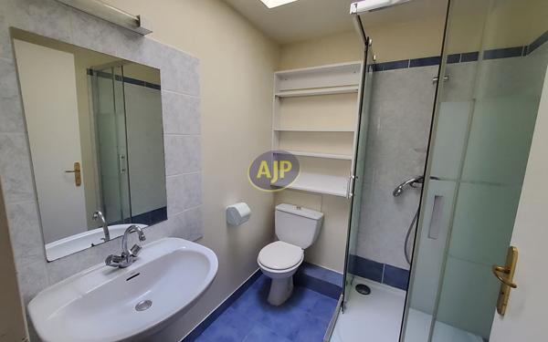Maison à louer Cleguerec : 3 pièces, 60m² avec 2 chambre(s) à 635€ - AJP Immobilier Pontivy