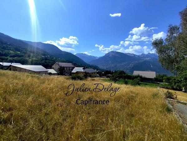 Terrain à bâtir de 472 m² avec vue sur les montagnes – Risoul