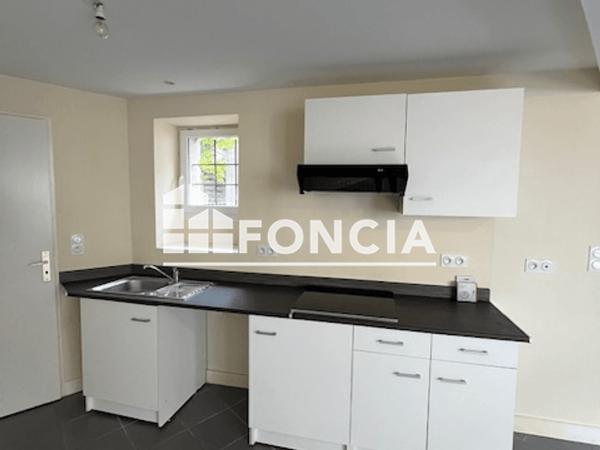 Location Maison 2 pièces 34.88 m² - 64 RUE DE MONTBRON Angouleme 16000