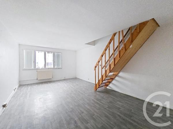 Appartement F3 à vendre  3 pièces - 56,92 m 2   PROVINS  - 77