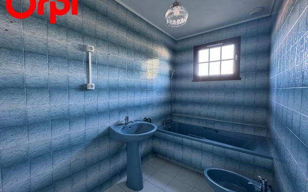 Maison à vendre    4 pièces •  Port-des-Barques