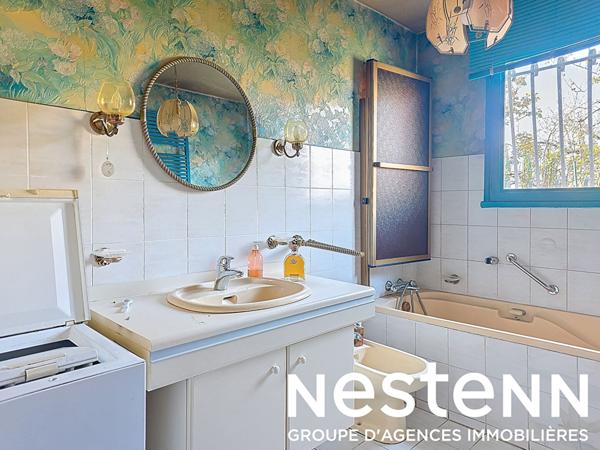 Maison à rénover Chassieu le haut 4 pièce(s) 118 m2 - Terrain 1 000m²