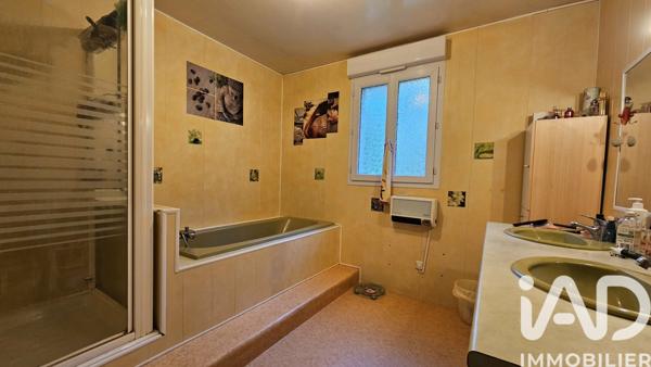 Maison à vendre 7 pièces 203 m² Villefagnan