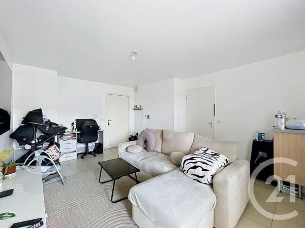Appartement F2 à vendre  2 pièces - 42,98 m 2   CORBEIL ESSONNES  - 91