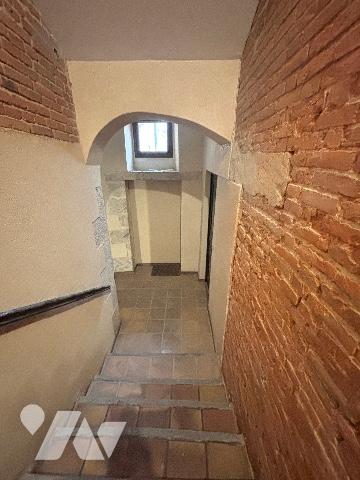 CHARTRES HISTORIQUE, VIEILLE VILLE
BEAU 3 PIECES 67.10m² CARREZ 3ème et DERNIER ETAGE