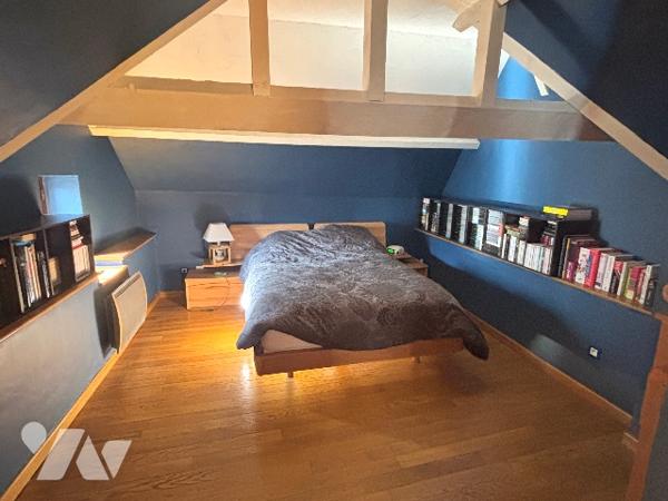 CHARTRES HISTORIQUE, VIEILLE VILLE
BEAU 3 PIECES 67.10m² CARREZ 3ème et DERNIER ETAGE