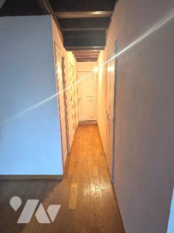 CHARTRES HISTORIQUE, VIEILLE VILLE
BEAU 3 PIECES 67.10m² CARREZ 3ème et DERNIER ETAGE